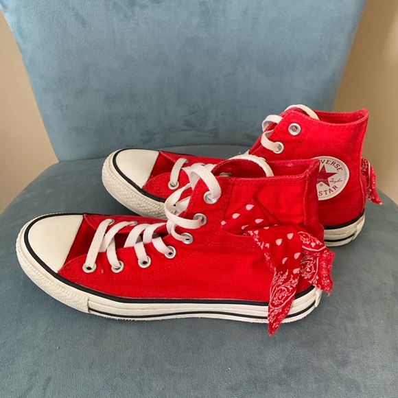 red bandana chucks